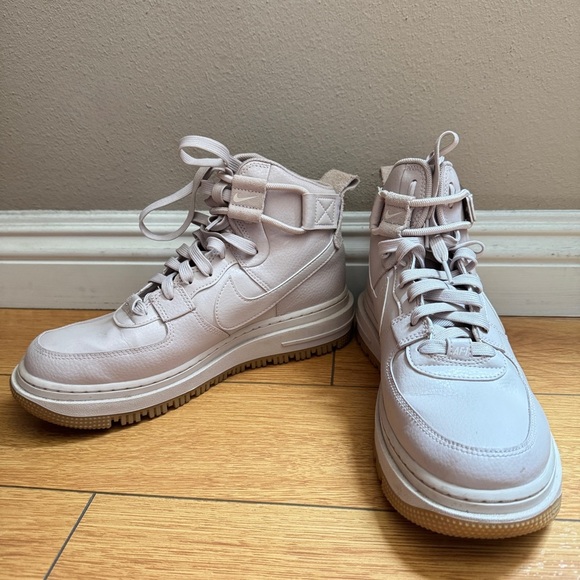 Nike Air Force 1 Utility 2.0 for Women in Fossil Stone Size 9 - Picture 1 of 9